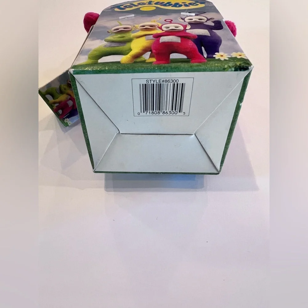 Po Red Teletubbies Clip-on Vintage Collectible in original packaging & tags